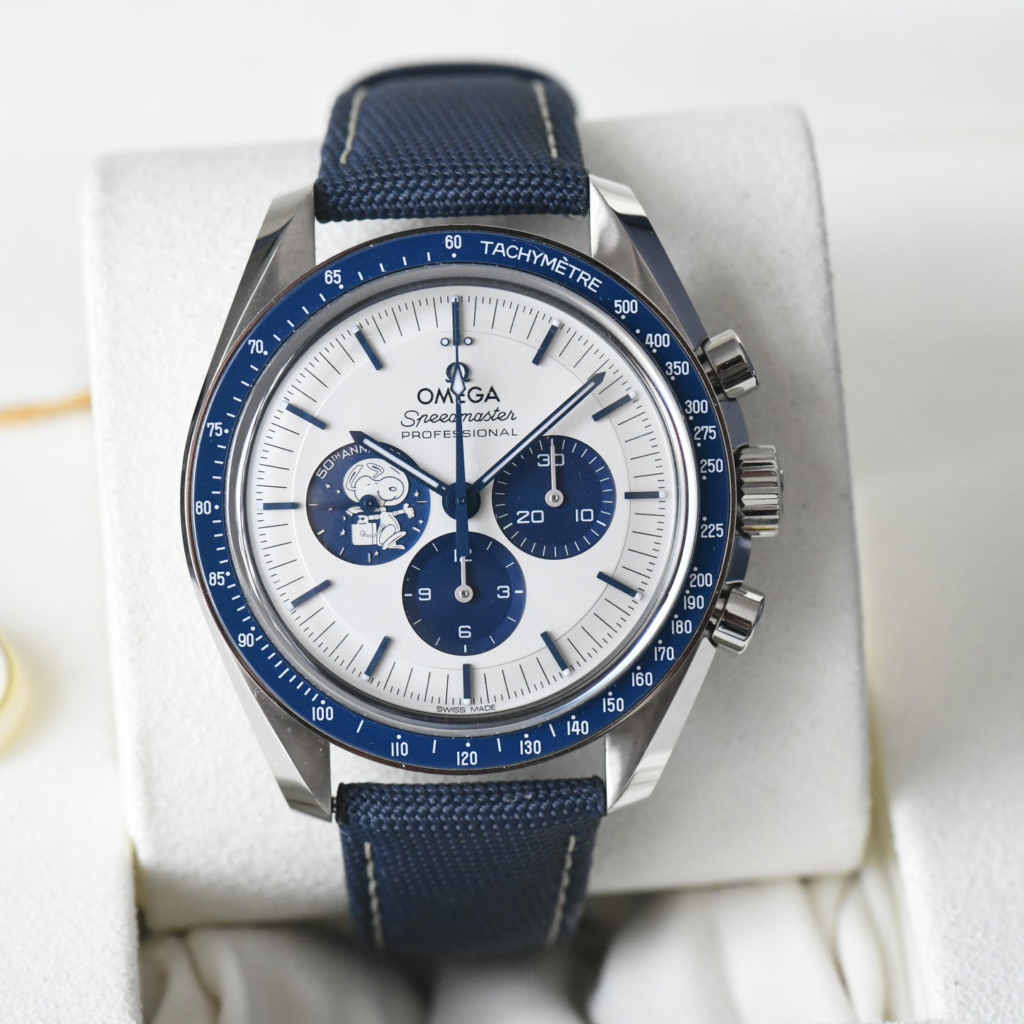 Omega Speedmaster "Silver Snoopy Award" 50th Anniversary - 2026 - Boxed & Papers