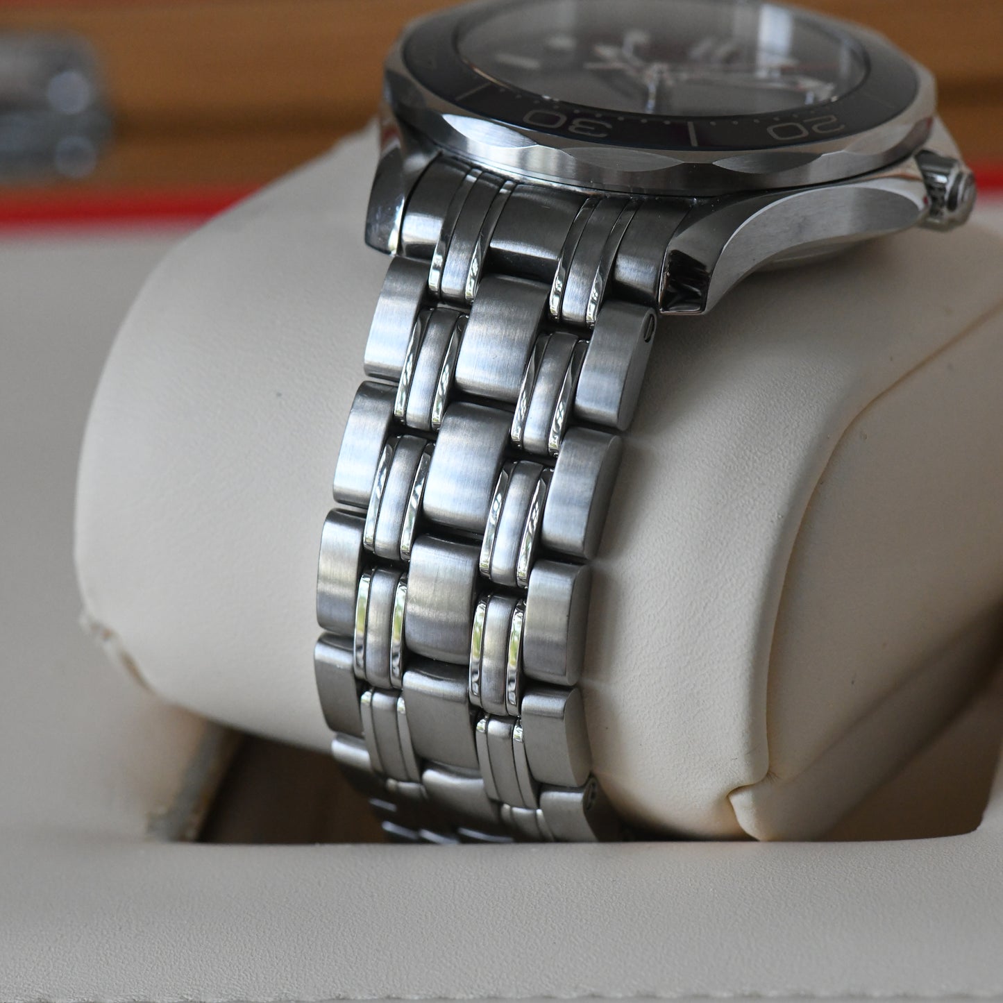 Omega Seamaster Pro 300m Blue Ceramic Bezel Co-Axial 41mm Automatic Watch B&P