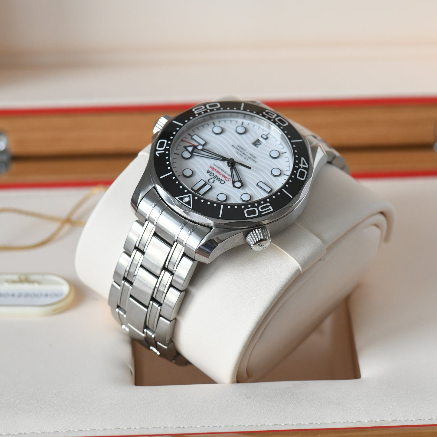 Omega Seamaster 300m Diver Master Chronometer White Dial Watch Box &amp; Papers