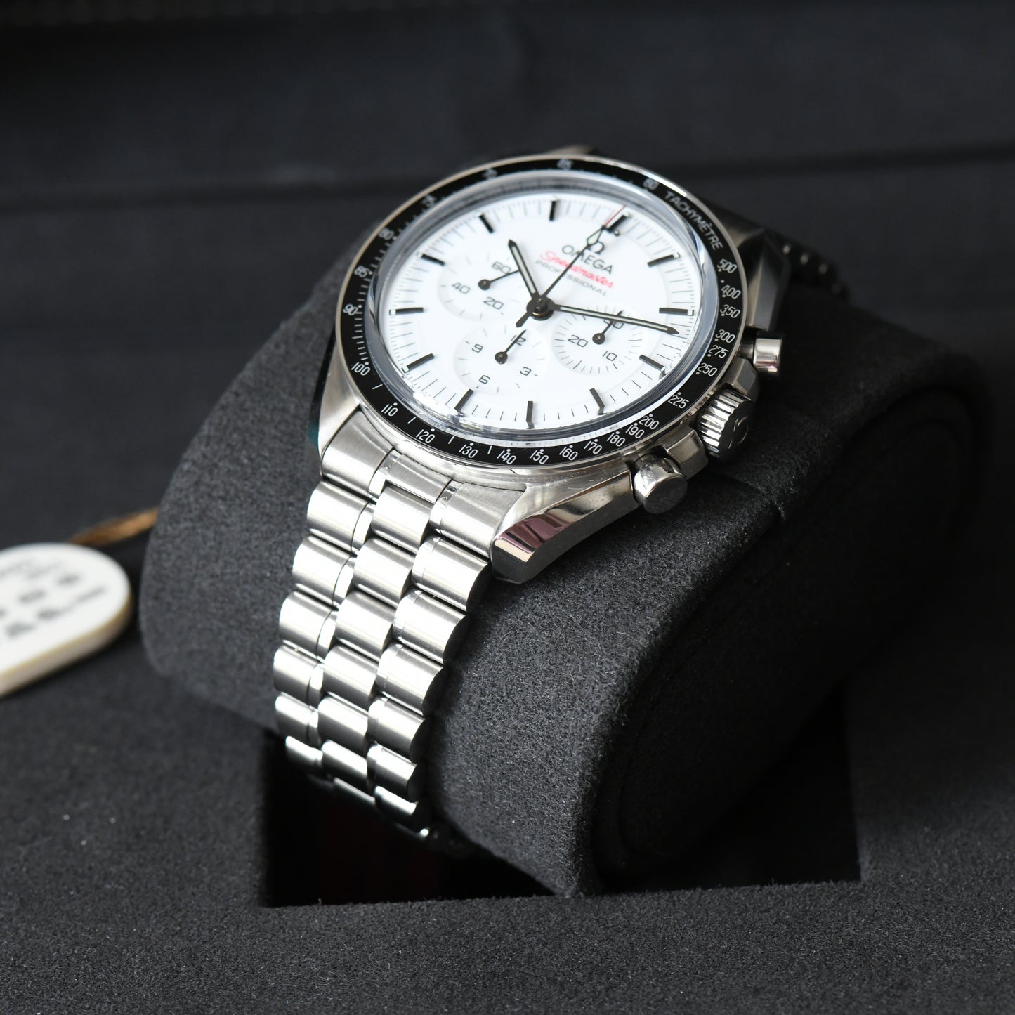 Omega Speedmaster Moonwatch White Dial Sapphire Sandwich Cal 3861 - Full Set 2024 B&P