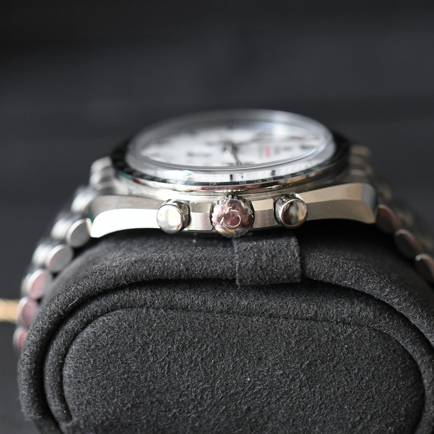 Omega Speedmaster Moonwatch White Dial Sapphire Sandwich Cal 3861 - Full Set 2024 B&P