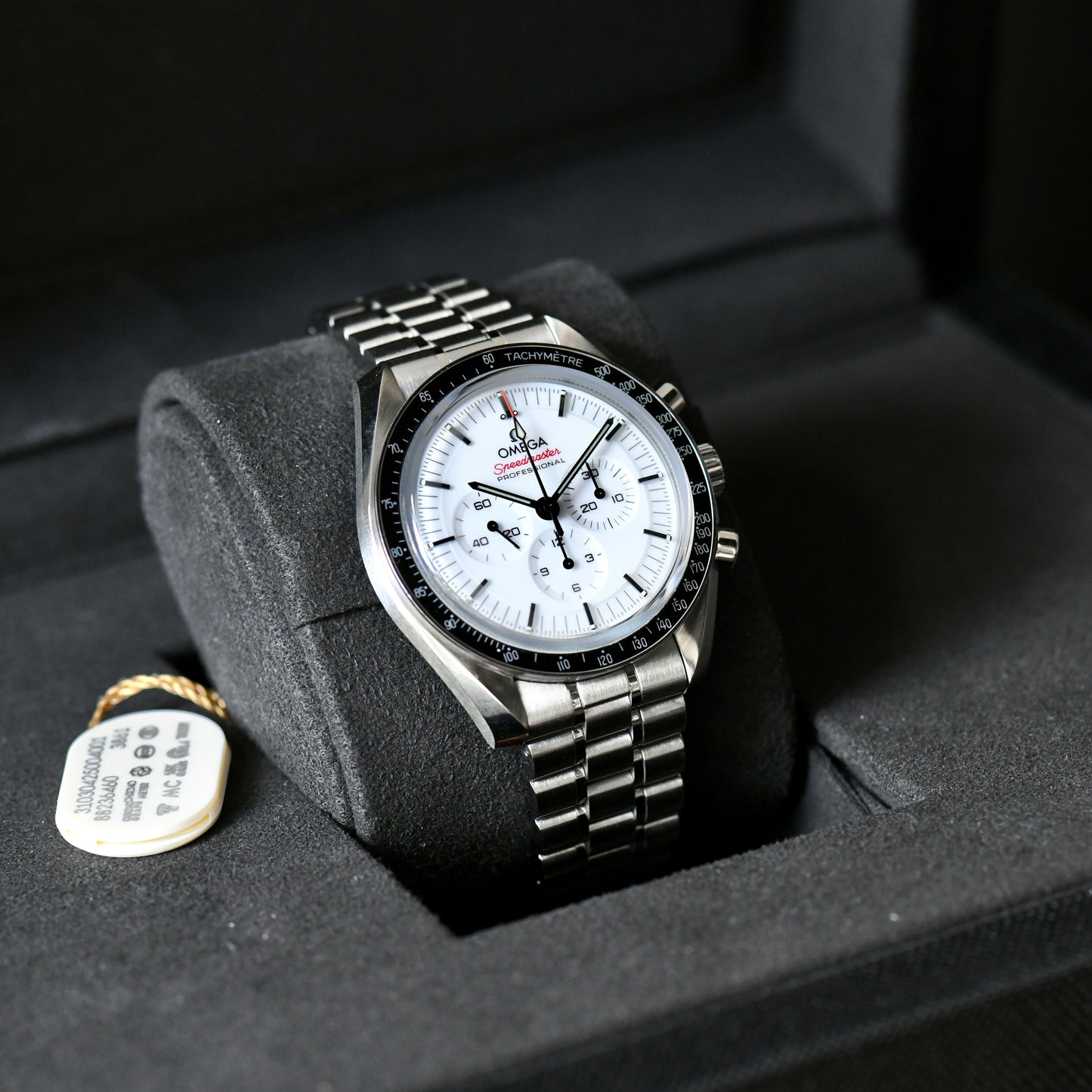 Omega Speedmaster Moonwatch White Dial Sapphire Sandwich Cal 3861 - Full Set 2024 B&P