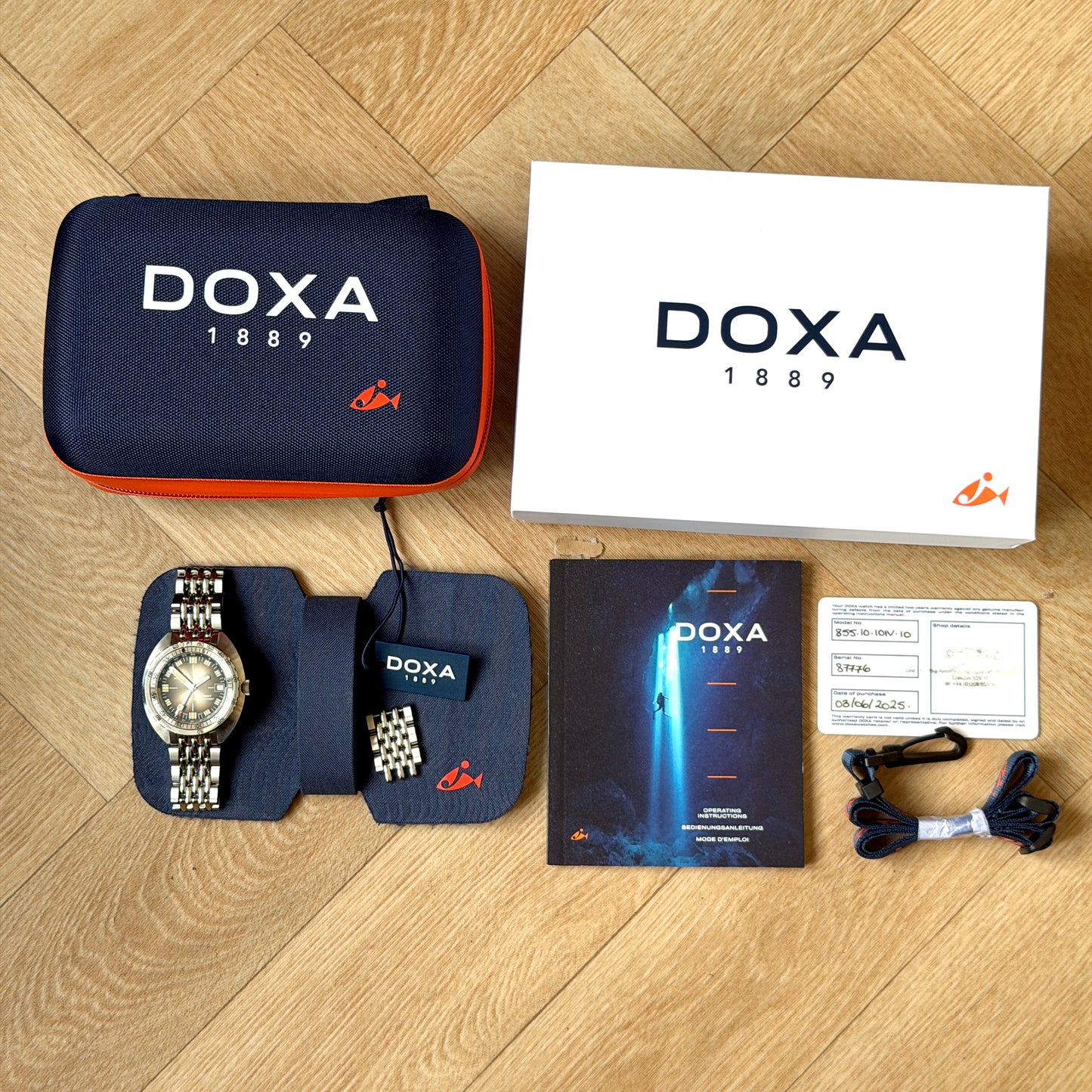 Doxa 250T GMT Sharkhunter "Vintage" - Dive Watch - 2025 Full Set - Box and Papers