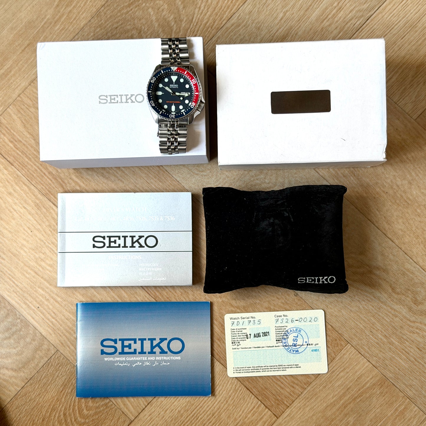 Seiko SKX009K2 Pepsi Bezel Divers Watch Blue &amp; Red Full Set Box &amp; Papers 2021