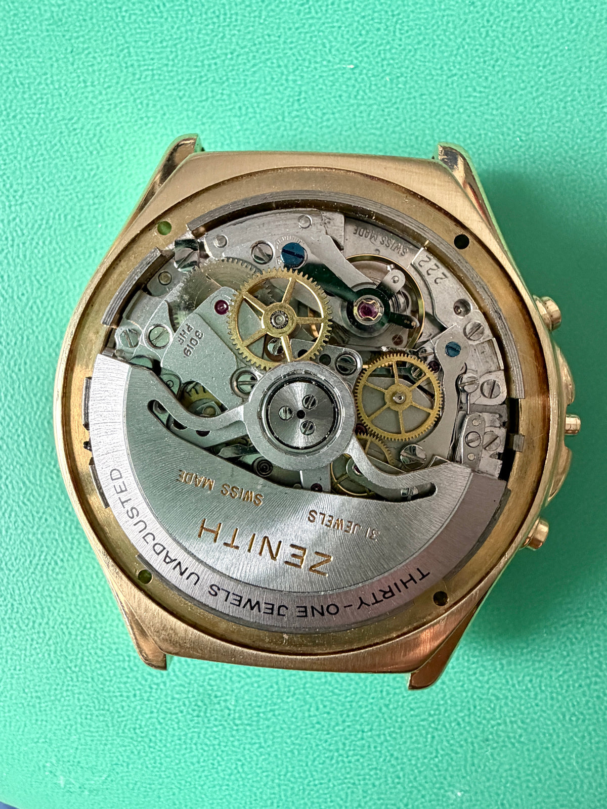 Zenith El Primero Moonphase Triple Date Calendar 18k Solid Gold Chronograph Watch - Boxed