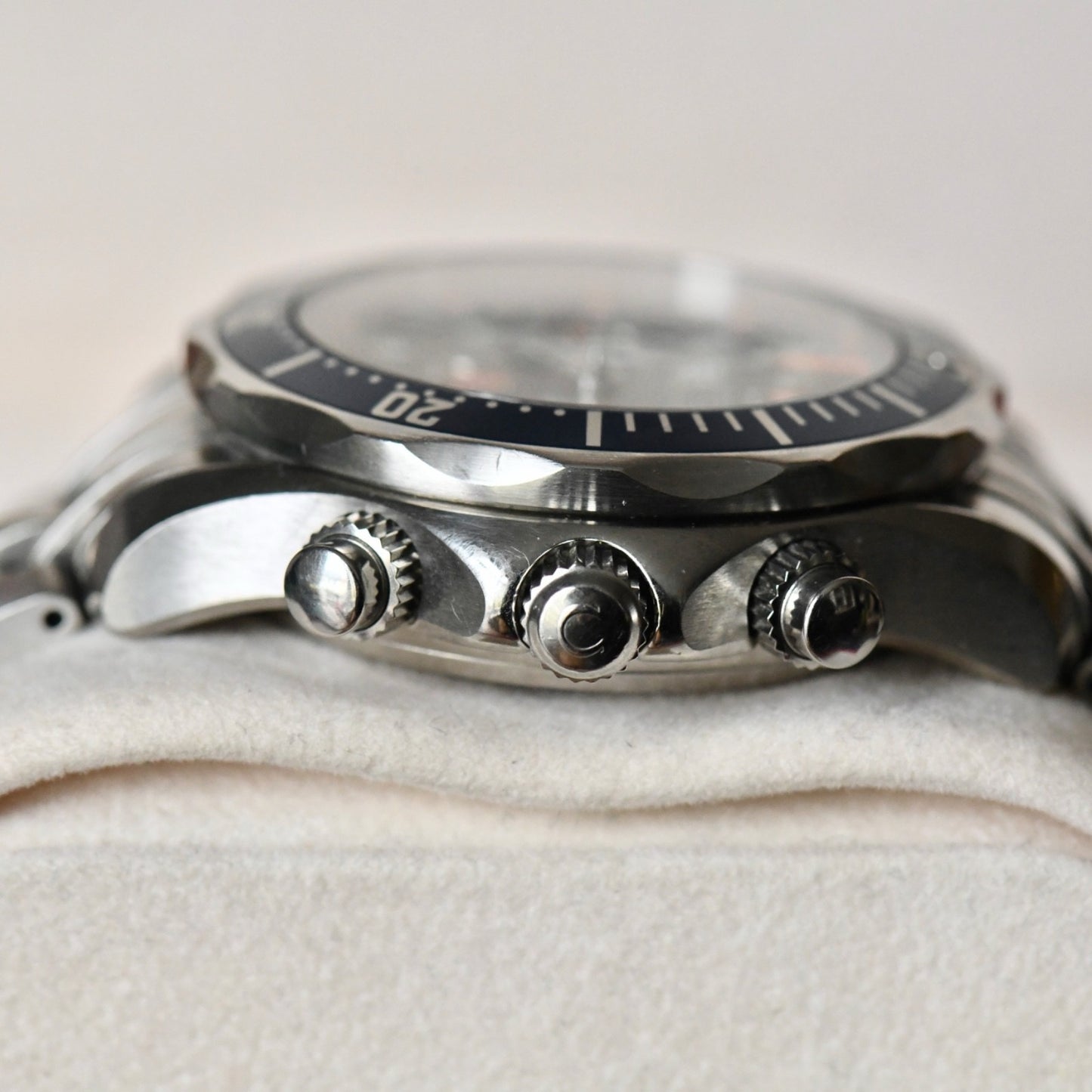 Omega Seamaster 300m Chronograph Dive Watch Blue Dial - 2599.80 - Boxed & Papers